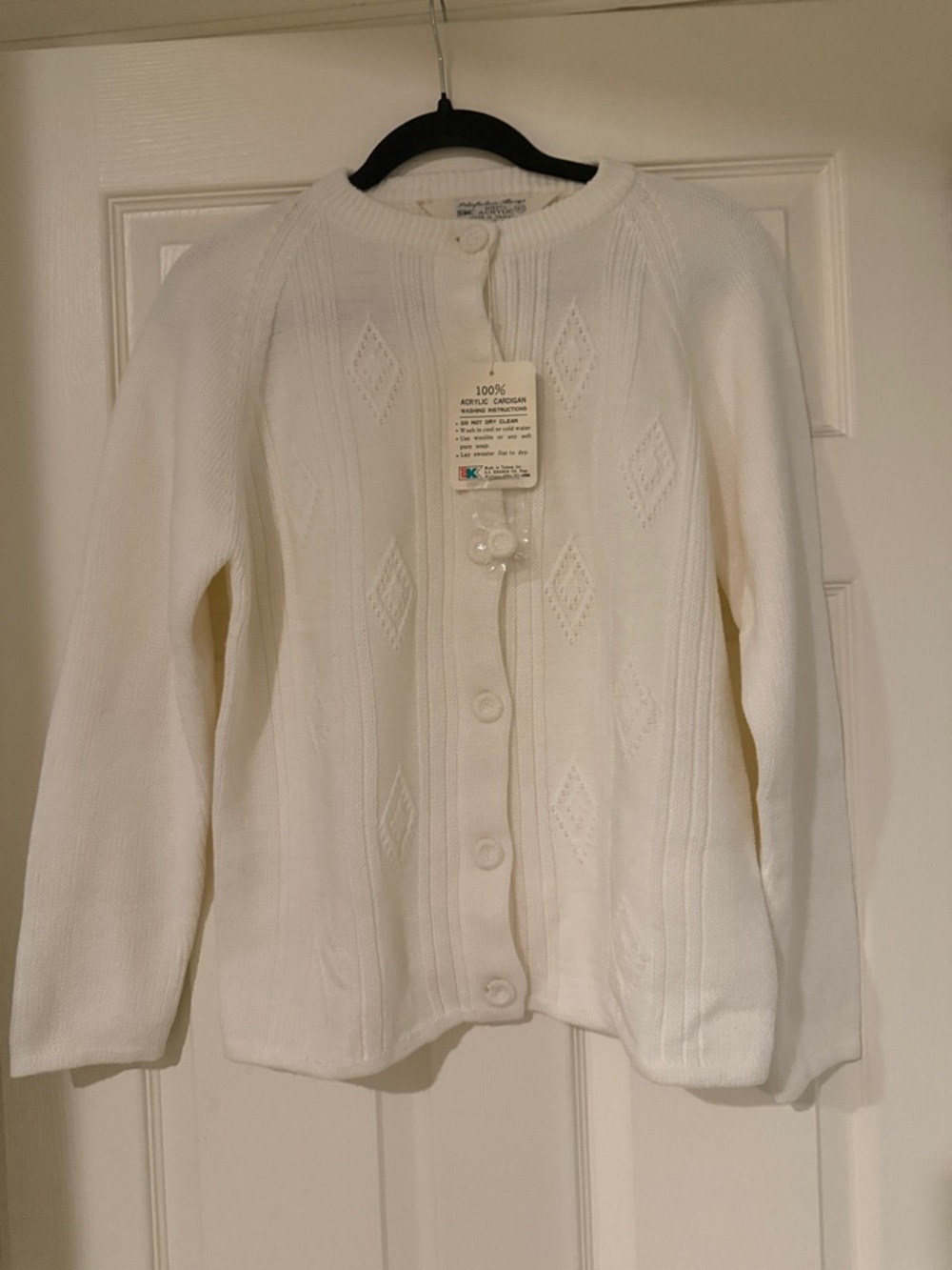 Women's Cream Diamond-Knit Button Cardigan Sweater vintage cottagecore heritage